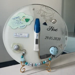 Pancarte de naissance ronde avec pied